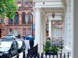 abcone_hotel_london_entrance3_big