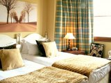 ambassador_heathrow_hotel_twin_room_big