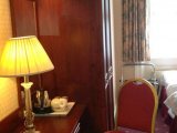 avon_hotel_room1_big