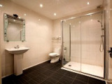 banks_hotel_bathroom