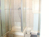 holiday_house_hotel_london_bath_room_1_r