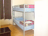 holiday_house_hotel_london_dorm_room1_r