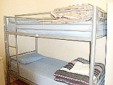 holiday_house_hotel_london_dorm_room_r