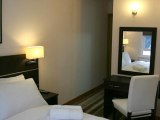 bayTree_hotel_room2_big