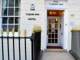 blair_victoria_and_tudor_inn_hotel_entrance6_big