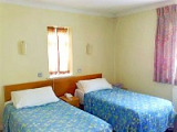 central_hotel_golders_green_twin_room