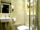 chiswick_rooms_bathroom_big