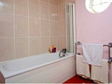 claphan_junction_apartments_bathroom