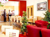 comfort_inn_buckingham_palace_road_reception1_r