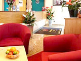 comfort_inn_buckingham_palace_road_reception_r