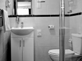 comfort_inn_edgware_road_bathroom_big