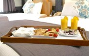 copthorne_gatwick_hotel_breakfast1