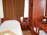 corner_house_hotel_single_room_big