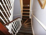 crestfield_hotel_stairs1_big