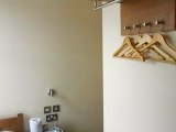 earls_court_garden_hostel_room_big