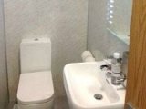 jul15_epsilon_hotel_bathroom1