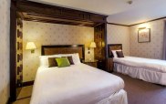 europa_gatwick_hotel_triple