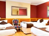 excelsior_hotel_family_room1_big