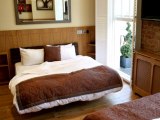 excelsior_hotel_quad_room2_big