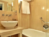 grand_royale_london_bathroom