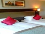 Twin-Bedroom_big
