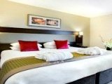 june15_heston_hyde_hotel_double