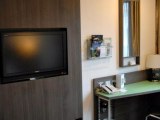 holiday_inn_express_park_royal_room1_big