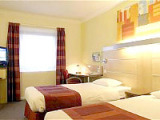 Holiday_Inn_Express_Southwark_TwinRoom