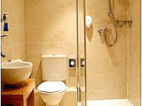 hotel_onesixtwo_london_bathroom_r