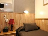 huttons_hotel_single_big