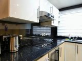 hyde_park_apartments_kitchen3_big