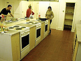 hyde_park_hostel_london_kitchen_r
