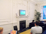 hyde_park_hostel_london_lounge_r