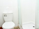 julius_lodge_thamesmead_bathroom1_big