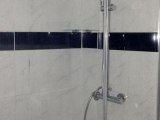 new_globe_hotel_shower_big
