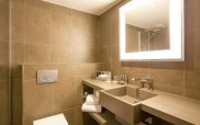 novotel_london_west_bathroom