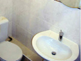 plaza_hotel_bathroom2