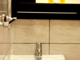 plaza_london_hotel_bathroom_big