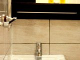 plaza_london_hotel_bathroom_big