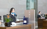 radisson_blu_hotel_stansted_airport_reception