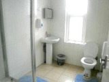 roop_bandb_london_bathroom_new
