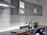 russell_square_hostel_kitchen1_big