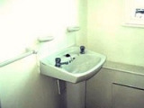 south_east_london_budget_rooms_bathroom