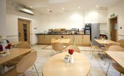 st_georges_inn_victoria_breakfast_area