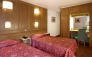 st_giles_hotel_london_twin