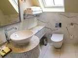st_pauls_hotel_bathroom_big
