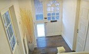 mar16_stratford_budget_rooms_stair_big