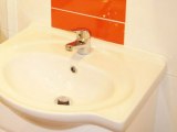 acton_town_hotel_wash_basin_big