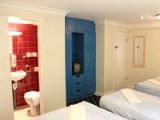 fairway_and_central_hotel_london_triple_room
