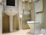 the_lawn_guest_house_bathroom3_big